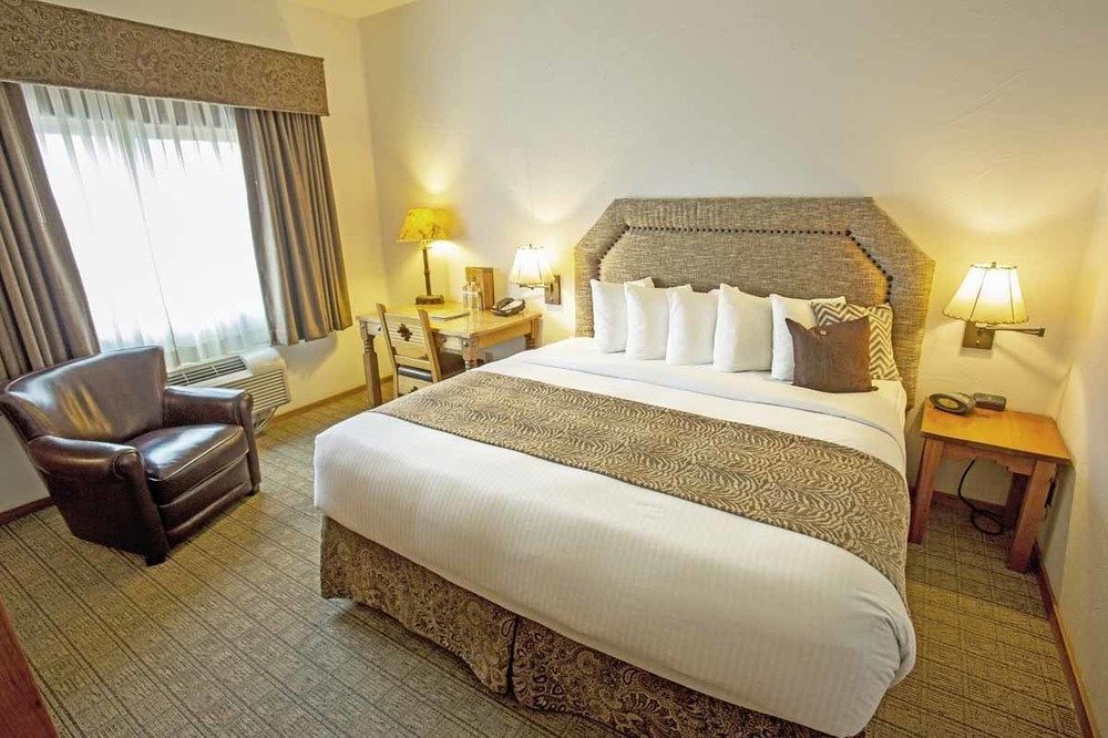 Table Mountain Inn Golden Buitenkant foto